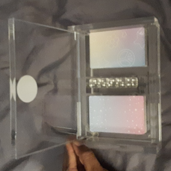 NWOT Playing Card Set with Dice and Display Case - Picture 6 of 9